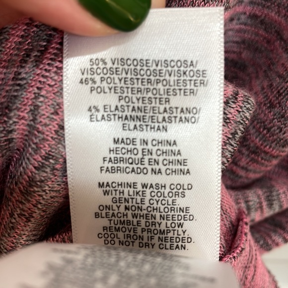 Jones New York || Raspberry Melange Stretch Tunic; Size S - Picture 11 of 13